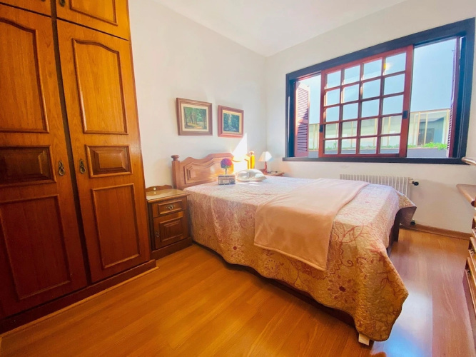 Apartamento a 3 quadras da Rua Coberta