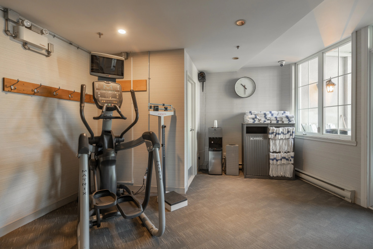 Holiday Inn Express & Suites Tremblant photo 18