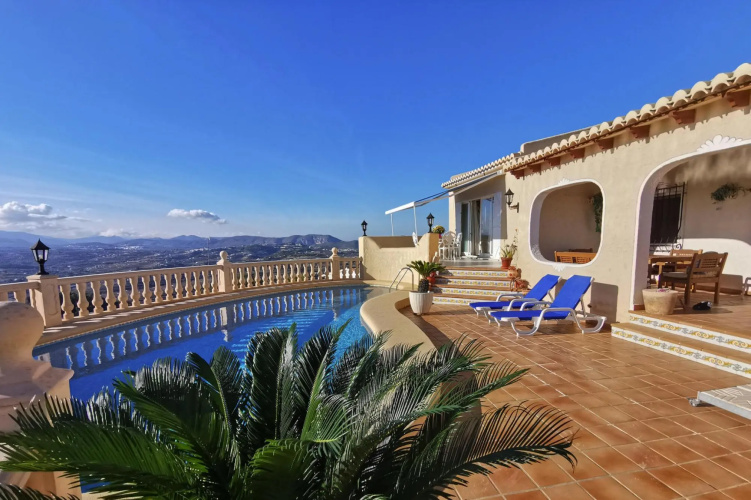Villa, Cumbre del Sol