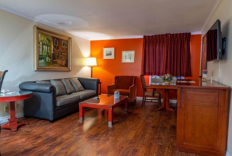 Double Suite