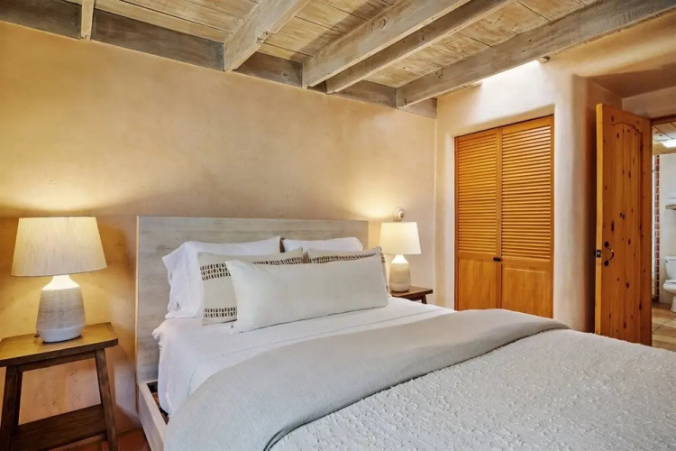 2bd Casa Divina