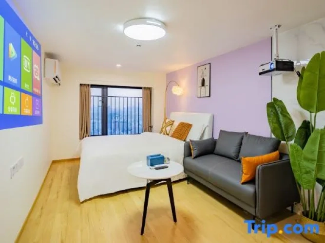 2 Bedrooms Suite with city view