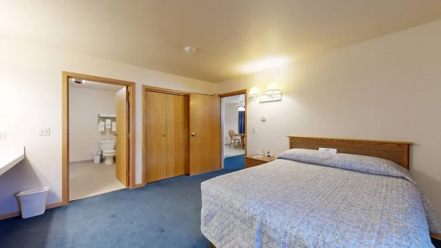 Western Executive Inn