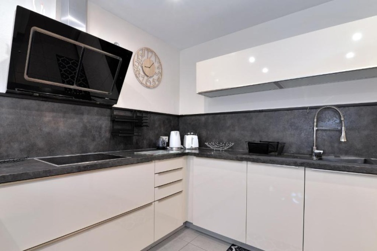 3 Bedrooms Double Cottage