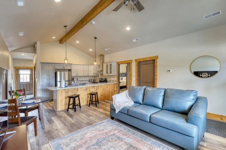 Lincoln S Lodge A Condo For The Honest Bold - Rapid City, SD