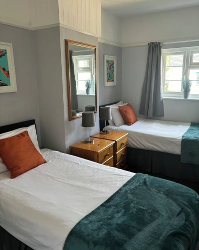 Standard Twin room