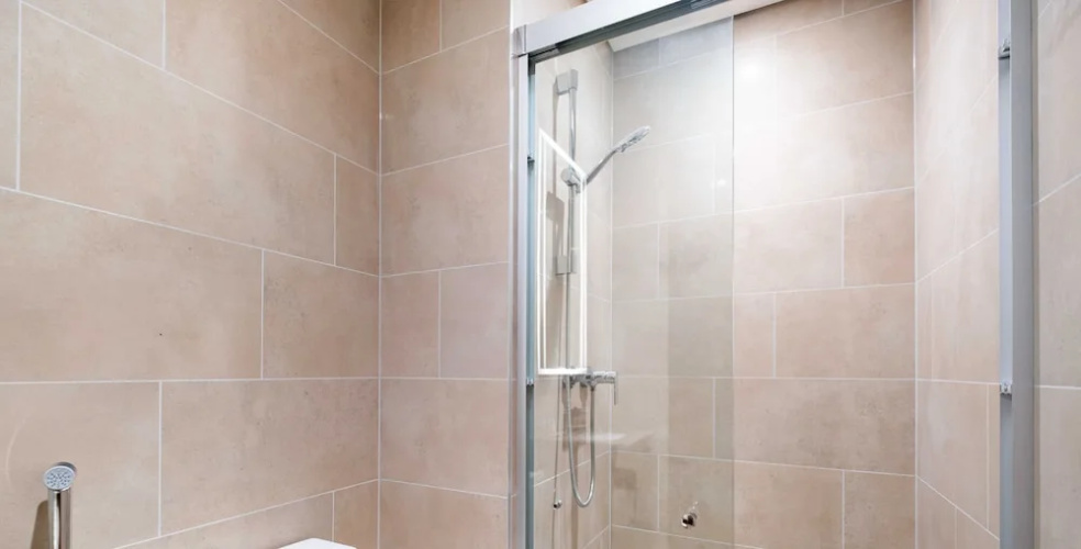Lux  The Executive Sobha Suite 3