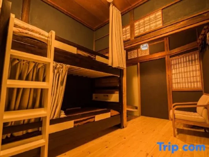 Bed in Dorm (male dorm)