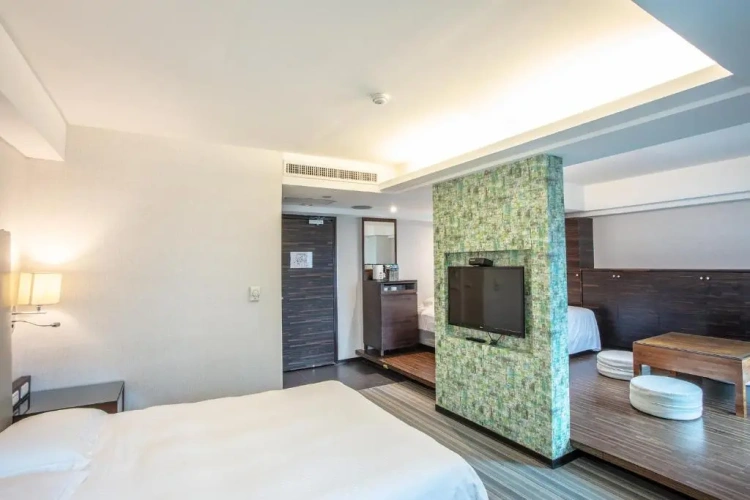 Deluxe Quadruple room