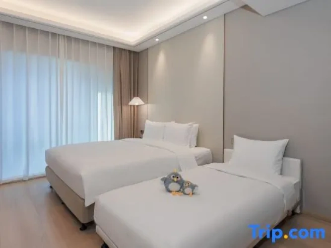 1 Bedroom Double Family Suite