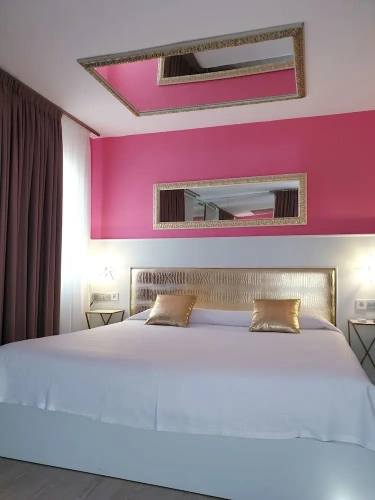 Superior Double Suite with balcony