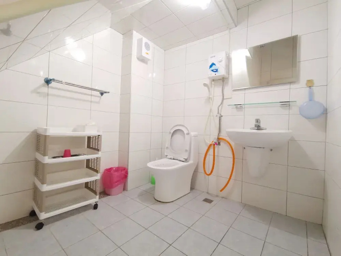 Chuan Men Tzu B&B