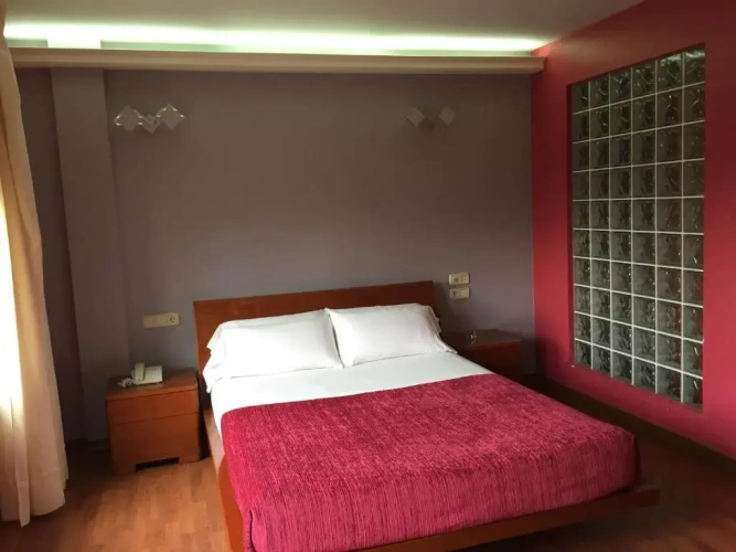 Deluxe Double room with partial sea view