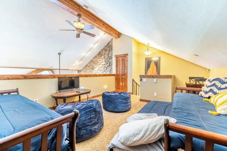 Cinnamon Ridge Building 1, #142