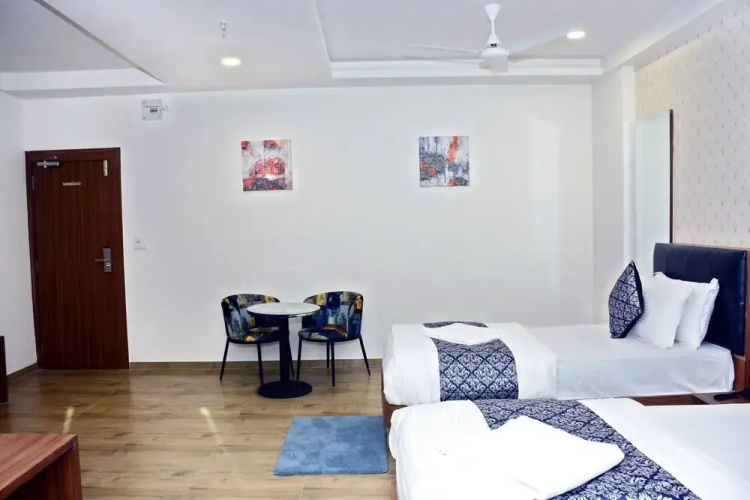 Hotel Royal Wings