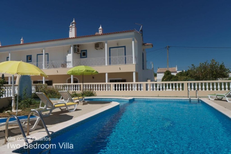 2 Bedrooms Villa