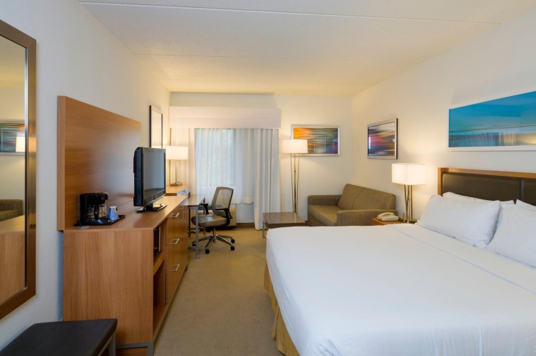 Standard Double Basement room