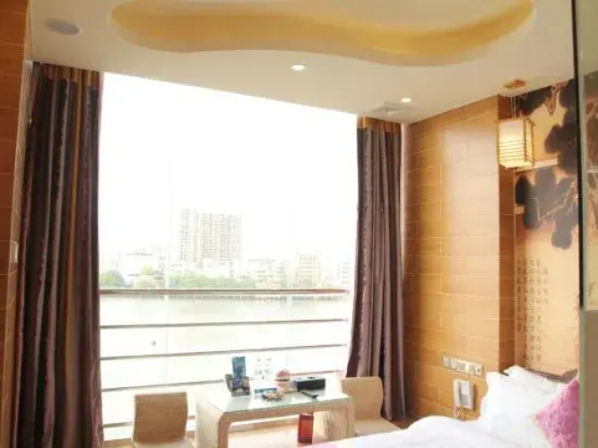 Aiqing Apartment Chain Hotel