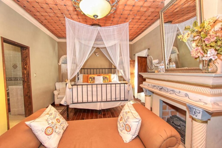 Suite with balcony