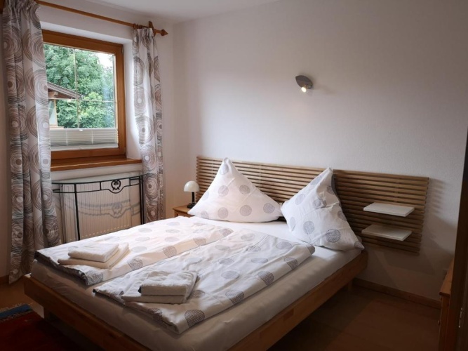 4 Bedrooms Double Cottage