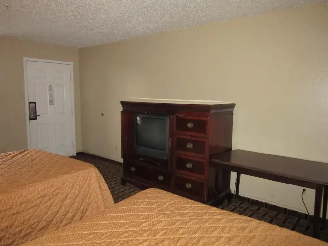 Royal Inn