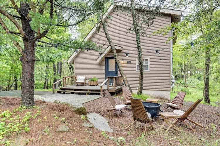 4 Bedrooms Cottage