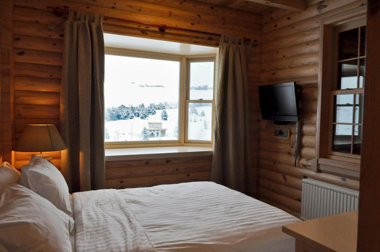Chalet de Charme, Cedar, Lebanon, ENTIRE CHALET