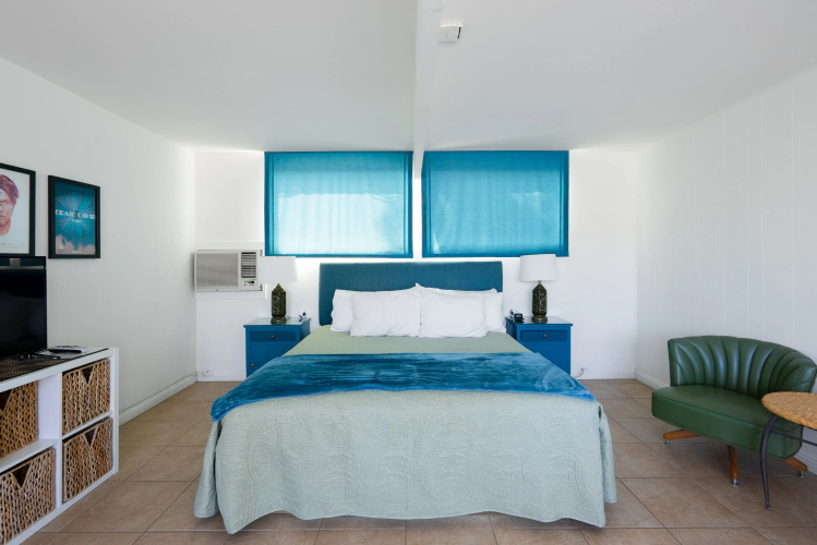 Monkey Tree Hotel 14