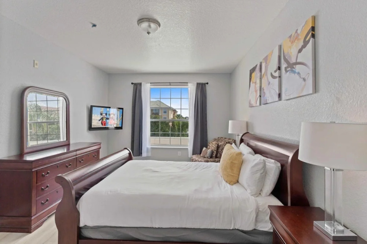 4804 Cayview Avenue #305