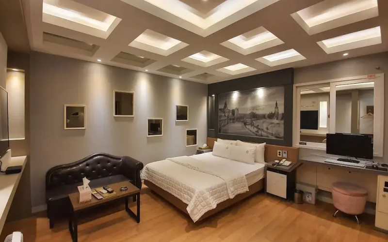 Sangju B&B Hotel