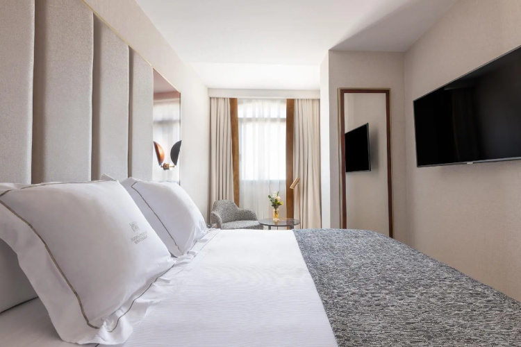 Suites Center Barcelona photo 12