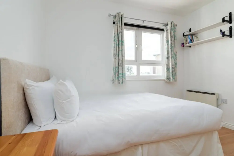 Wonderful 1BR Flat With Balcony - Hackney Downs
