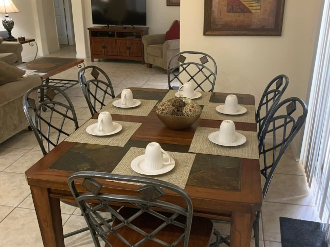 Great location with conservation views, Clermont, US