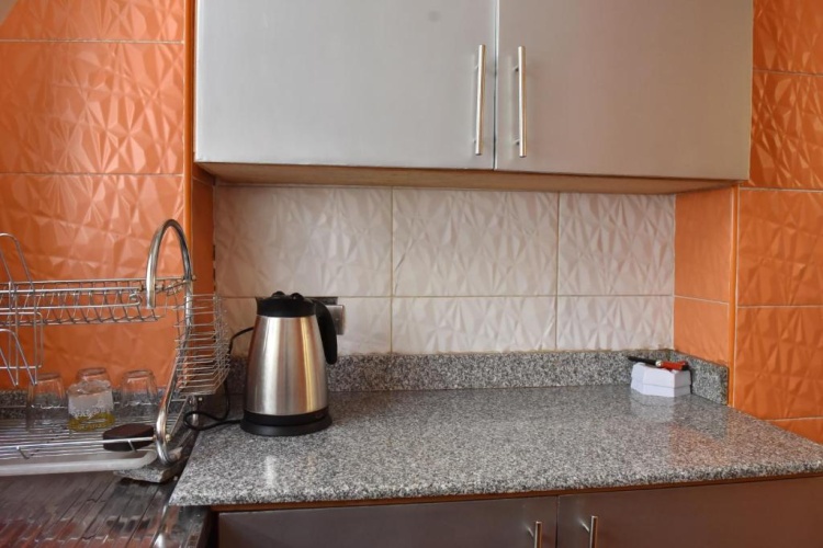 2 Bedrooms Apartment with balcony and with view