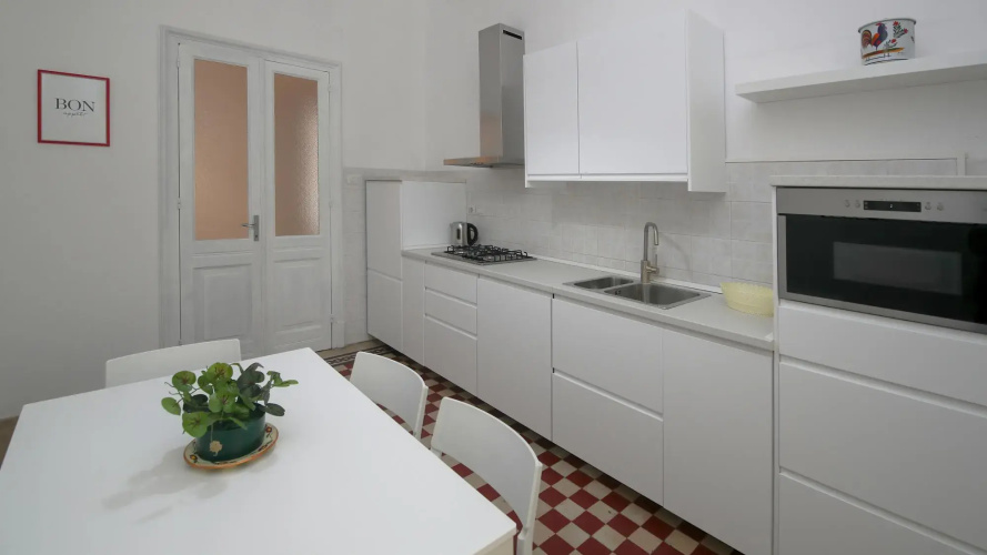 Welcomely - Vintage Apartment