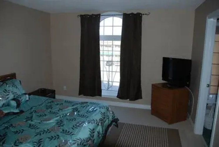 Downtown Whitby Furnished Homes
