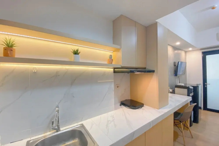 Warm Minimalist Studio Apartment The Alton