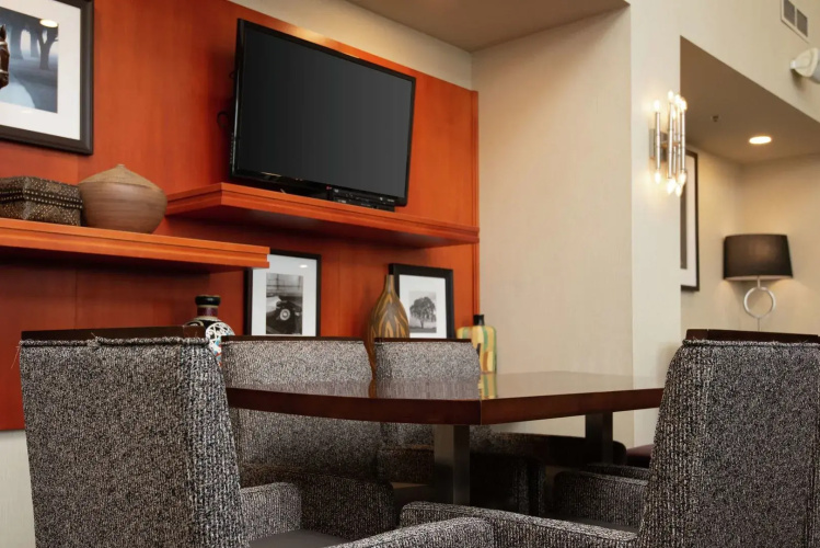 Hampton Inn & Suites Barrie