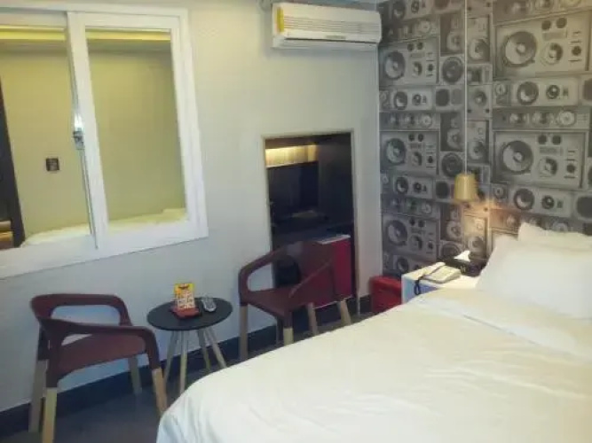 M Motel