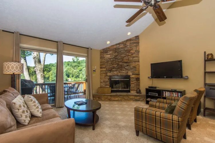Hook, Wine & Sinker 2 Bedroom Townhome