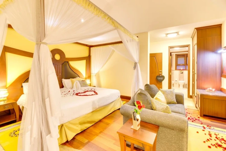 Suite with balcony