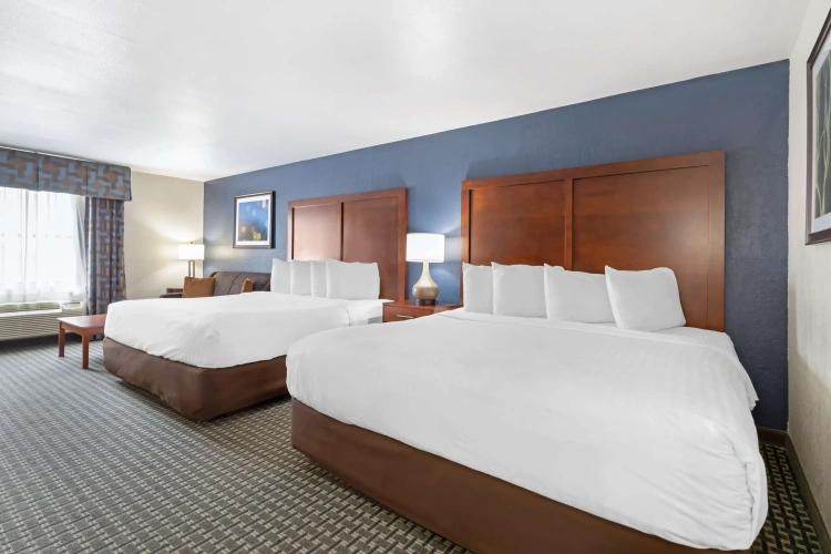 Standard Quadruple room