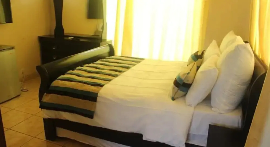 Zholela lodge