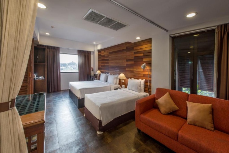 Deluxe Triple room