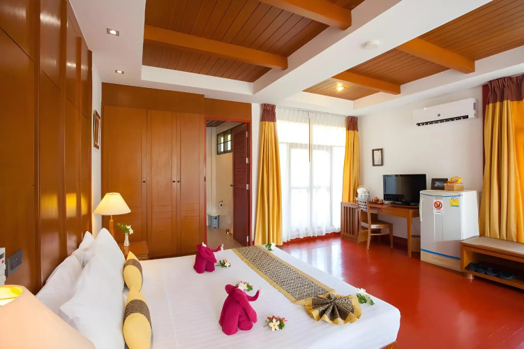 P. P. Erawan Palms Resort