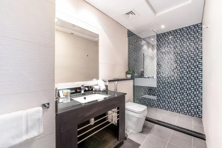Iconic Marina Stay Cayan Tower 2BR
