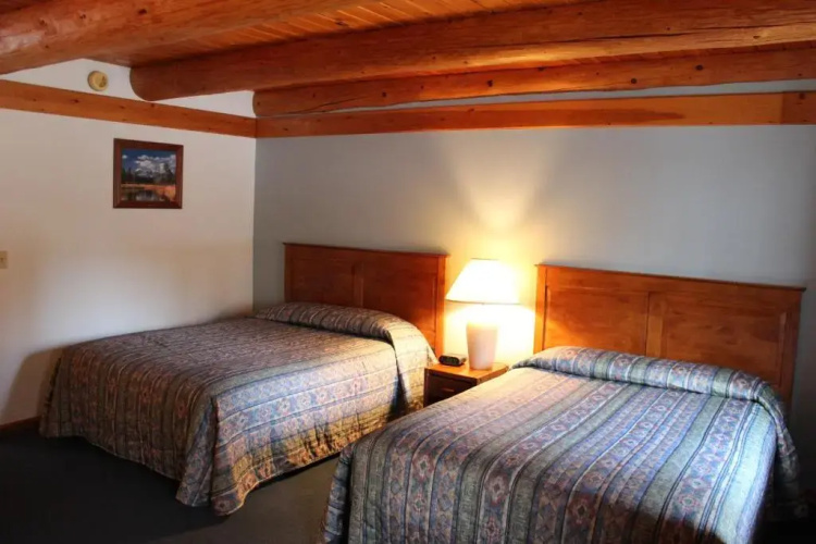 Nootka Lodge