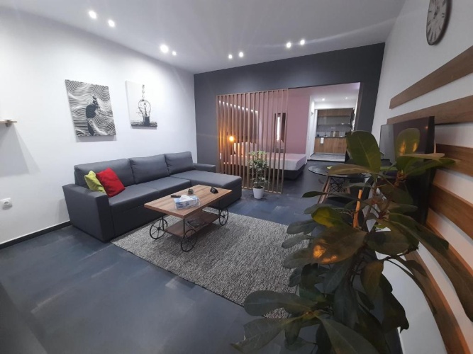1 Bedroom Apartment