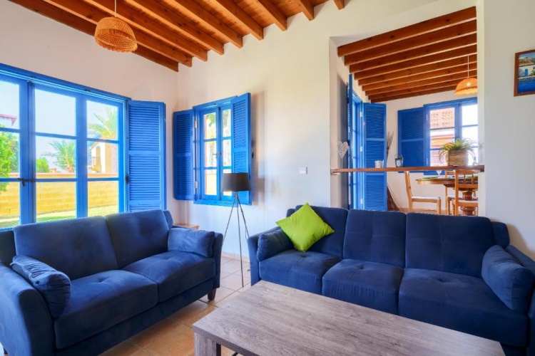 3 Bedrooms Villa