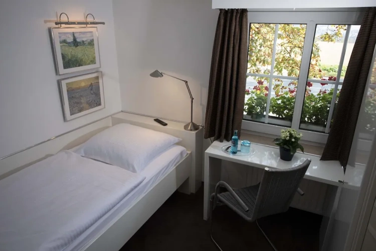 Economy Single room